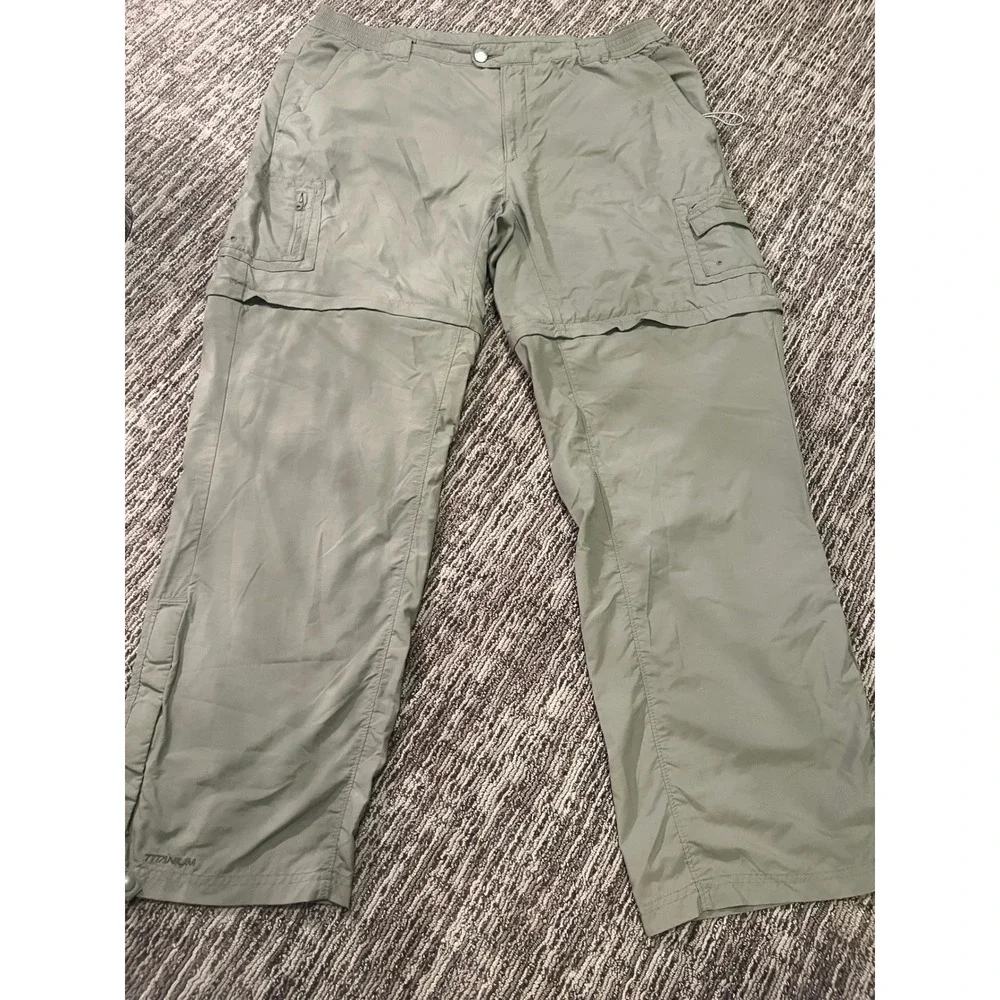 Columbia Titanium Convertible Hiking Pants Mens XL Sage Green Zip Off TL8273
